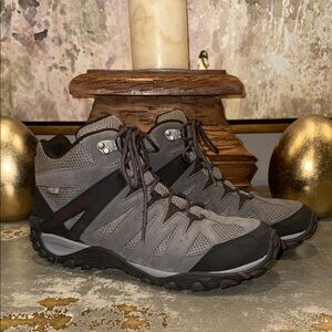 EUC Merrell Men's, Accentor Waterproof Mid Ventilator Hiking Boot Granite 12 M